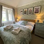 فندق مبيت وإفطار Lakeside Country