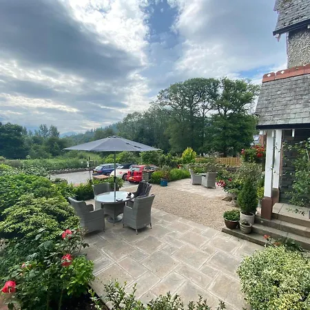 Bed and Breakfast Lakeside Country 4*