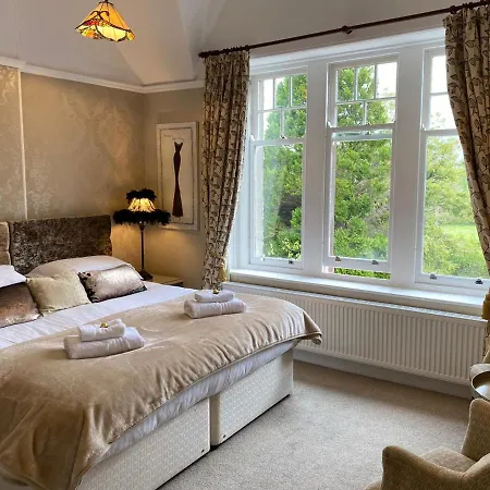 Lakeside Country Bed and Breakfast