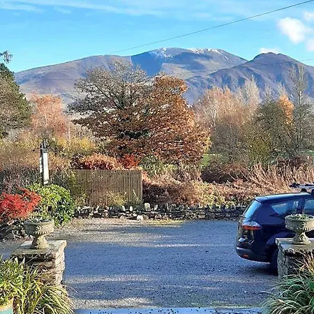 Lakeside Country Bed & Breakfast
