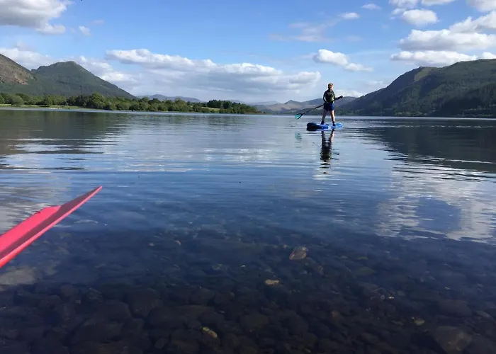 فندق مبيت وإفطار Lakeside Country 4*